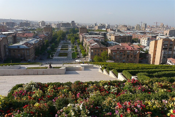 EU and Armenia strengthen strategic ties at historic first summit in Yerevan