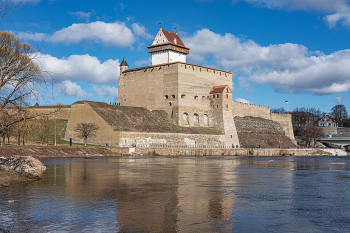 Narva ‘People’s Republic’ rumors draw global media — locals dismiss propaganda narrative at Estonia’s border